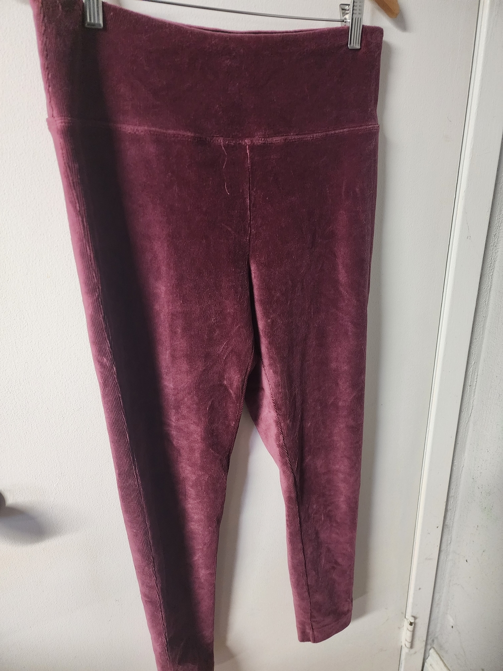 Tribal Jeans Plum Velvet Leggings